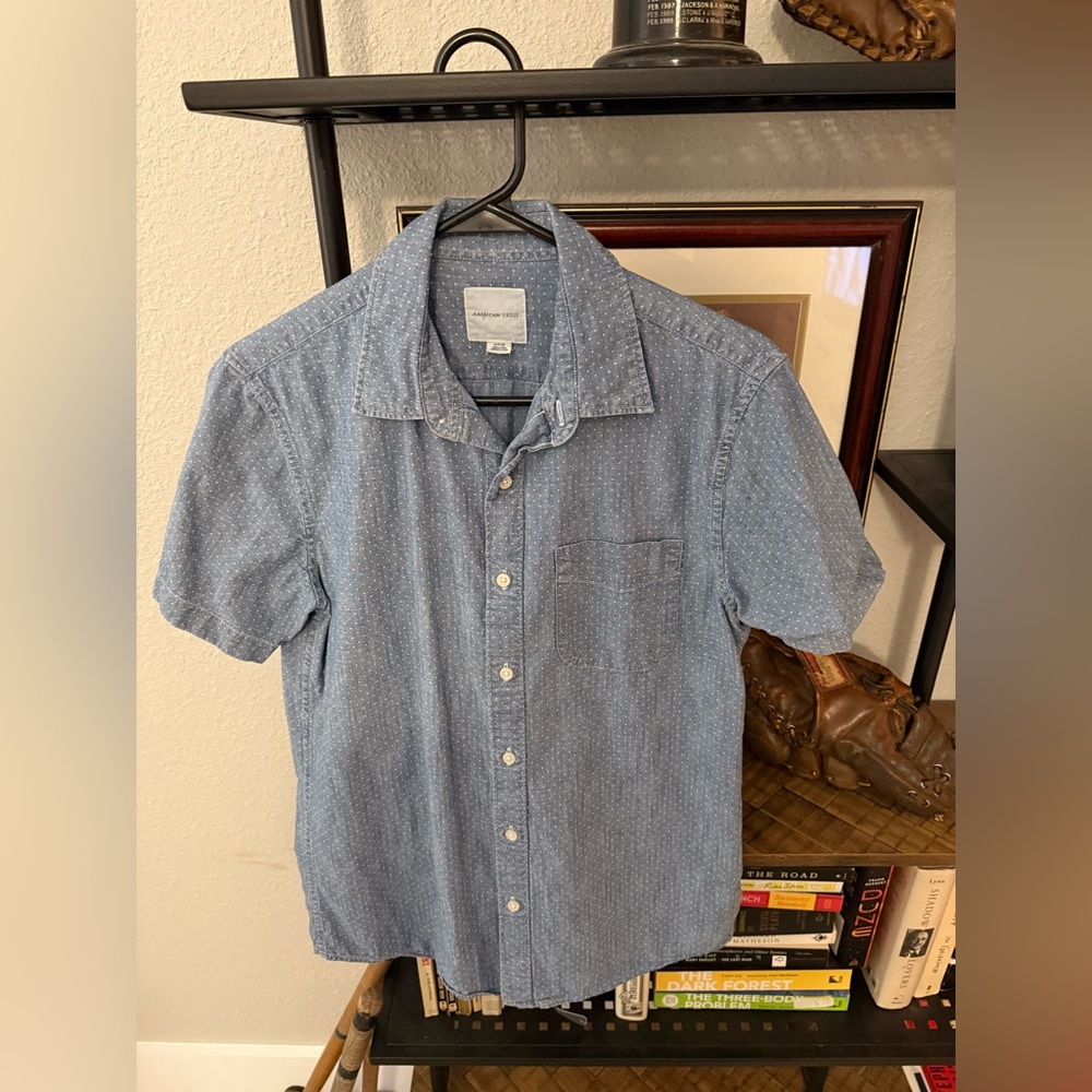 American Eagle Outfitters Blue Casual Button-Down Shirt